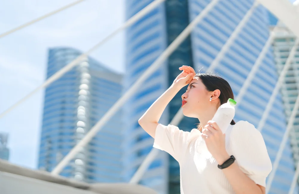 พฤติกรรมที่ทำให้ฟิลเลอร์ใต้ตาสลายเร็ว